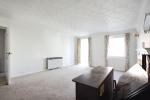 LOUNGE- click for photo gallery